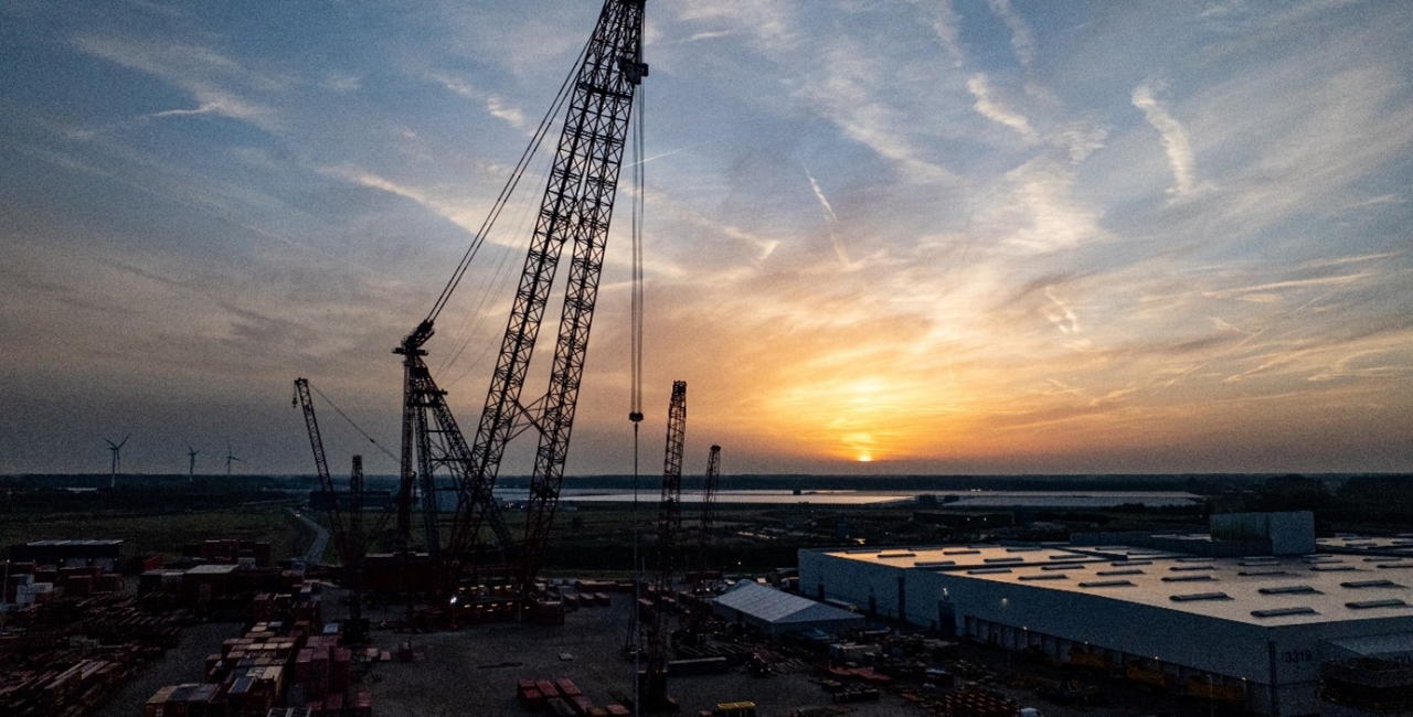 Cea mai puternică macara terestră din lume a trecut programul de testare: testarea SK6000 finalizată sub supravegherea Lloyd's Register