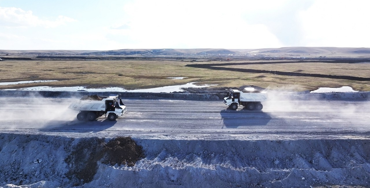 Dezvoltarea minelor ecologice și inteligente în China: o mină în cariera deschisă din Mongolia Interioară va reduce emisiile de carbon cu 149.000 de tone