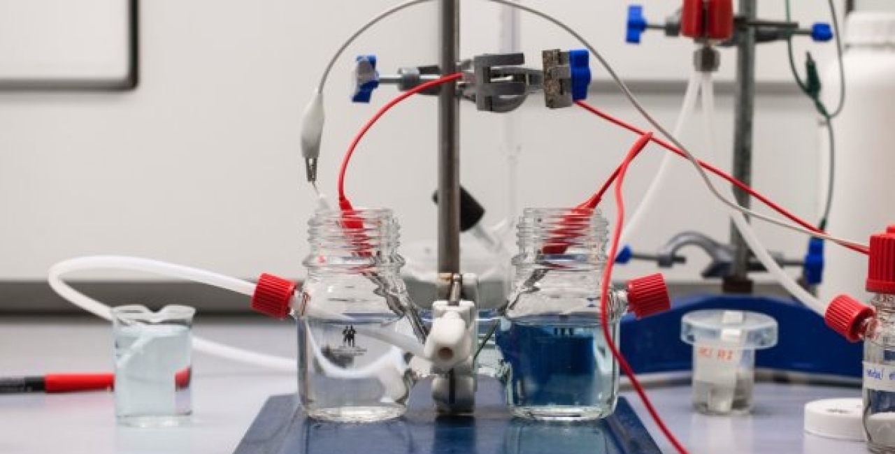 GES și RINA colaborează pentru a dezvolta prototipul unei baterii inovatoare pe bază de hidrogen