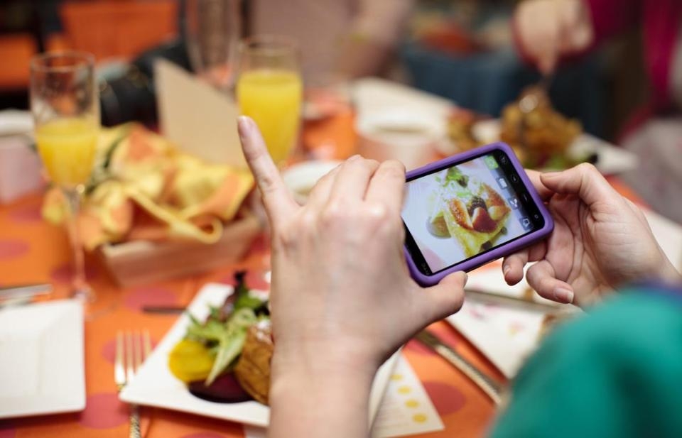 Google îţi va spune câte calorii ai în farfuria de acasă ori de la restaurant. Inteligenţă artificială expertă în nutriţie