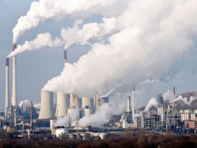 PE aprobă legislația pentru reducerea emisiilor de CO2 și pentru finanțarea inovației