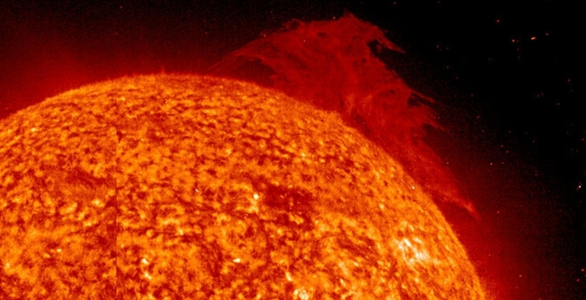 Misterul temperaturii mult superioare din corona solară față de suprafața Soarelui, astrul de care depinde viaţa noastră/VIDEO