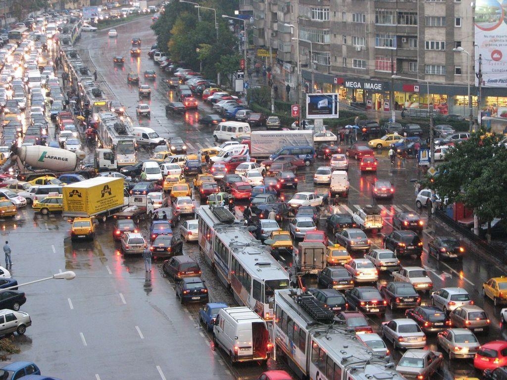 Interzicerea tuturor mașinilor în Capitală, un weekend pe an
